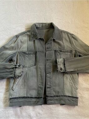 Frame Denim Distressed Gray Jean Jacket size: Small